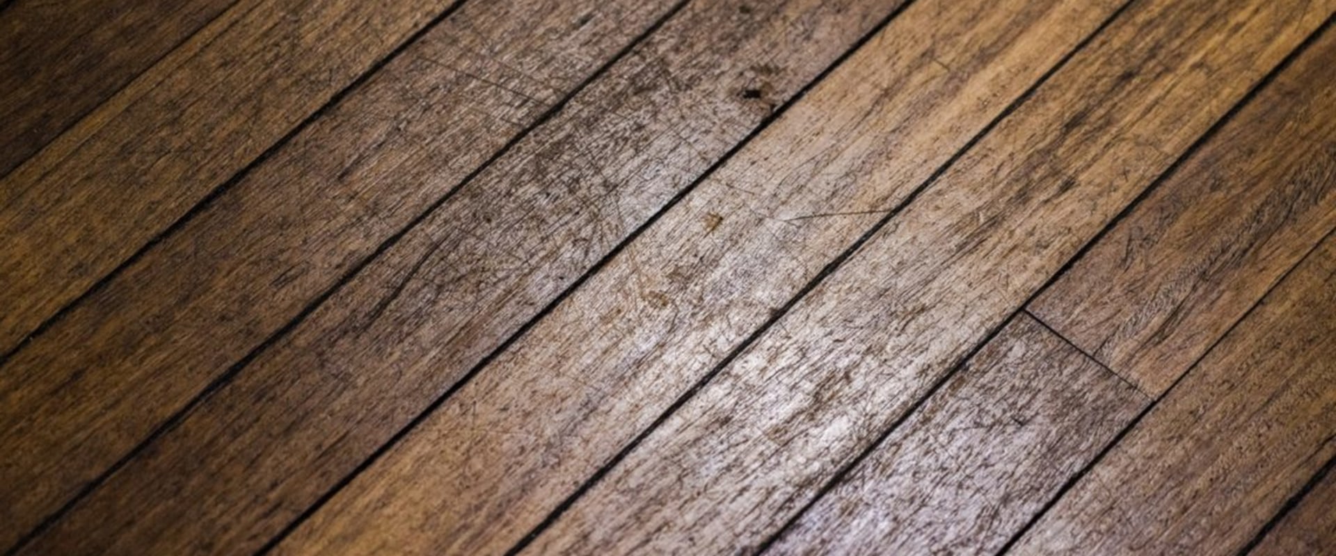 The Pros and Cons of Wooden Flooring